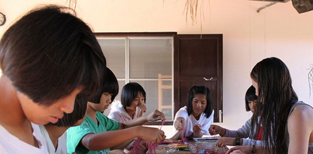 Kaakkois-Aasiassa voi tehdä vapaaehtoistyötä lasten parissa