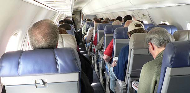 Kysely: lentomatkustajat kannattavat lisämaksua ylipainoisille