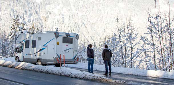 Viisi vinkkiä matkailuautoiluun Alpeilla
