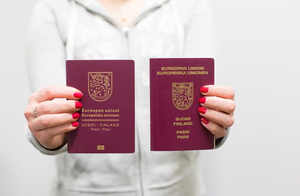 Varo helppoa mokaa ja varmista, että passisi on varmasti voimassa – kahdeksan kohdan muistilista passin hakemiseen