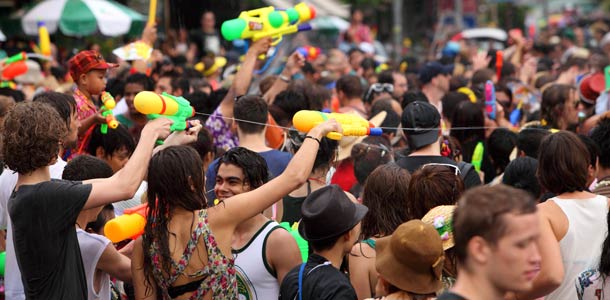 Chiang Maissa on Thaimaan suurin Songkran-festivaali