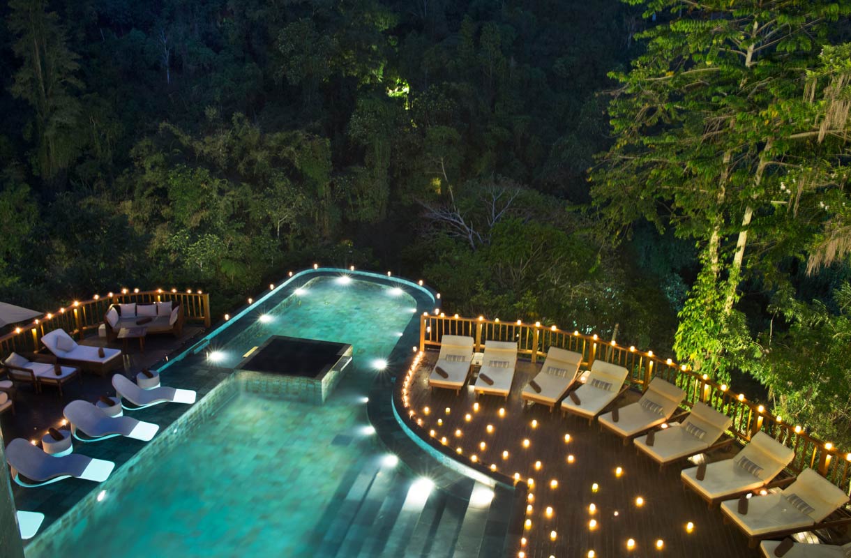 Balin Hanging Gardens tunnetaan uima-altaastaan