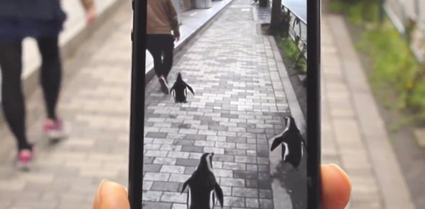 Hellyttävät pingviinioppaat Japanissa