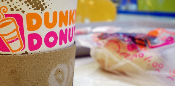 Amerikkalaisketju Dunkin' Donuts haikailee Suomen markkinoille