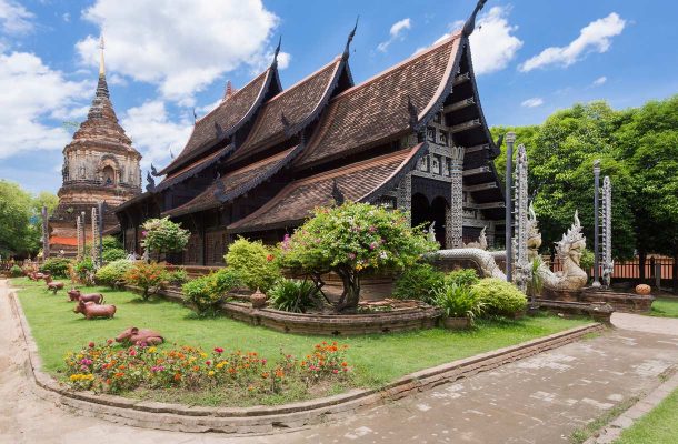 Wat Lok Moli -temppeli Thaimaan Chiang Maissa