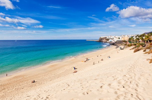 Hiekkadyynejä ja rauhallisia rantoja – tältä näyttää Fuerteventura