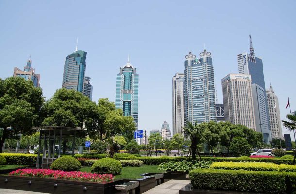Shanghain yleisilme on moderni. Kaupungista löytyy kuitenkin myös perinteistä kiinalaista kulttuuria.  