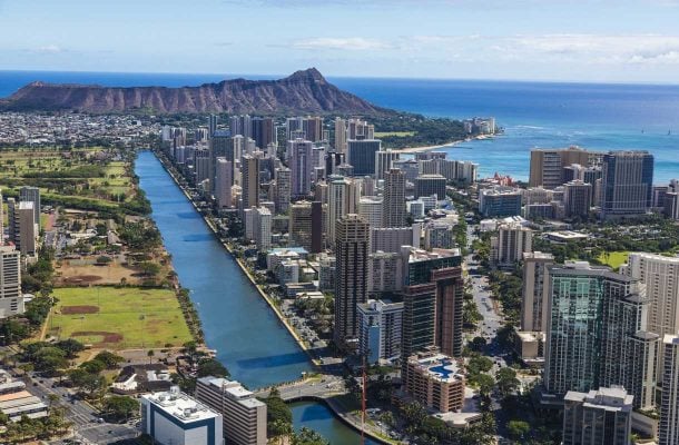 Havaijin Honolulu vetää turisteja