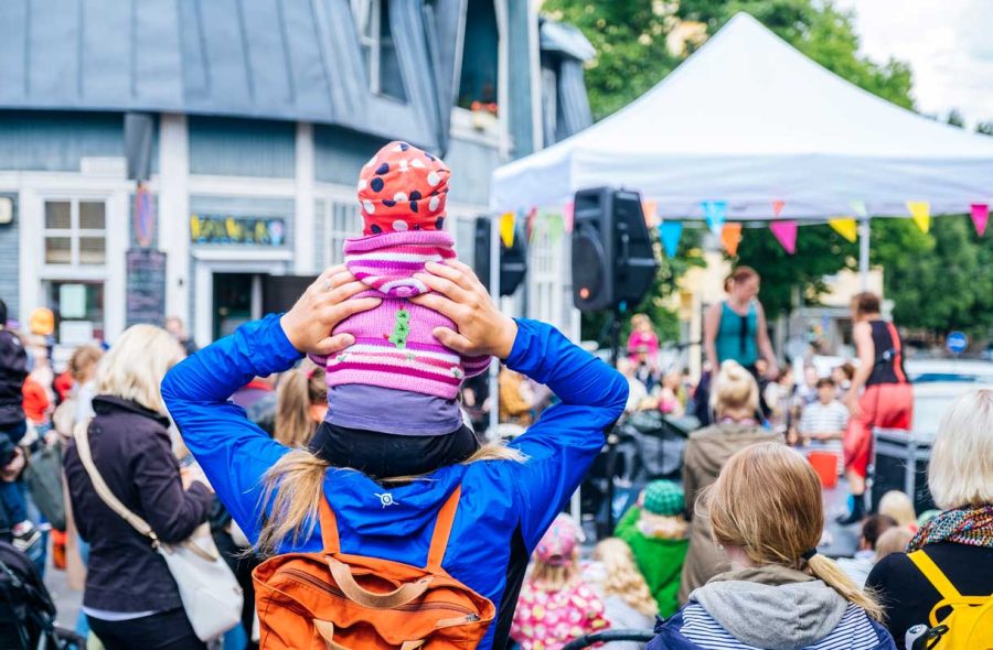 Helsingissä järjestetään lukuisia kaupunkijuhlia kesän aikana.