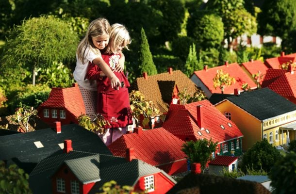 Tällainen on Tanskan Legoland – poimi vinkit perhelomalle