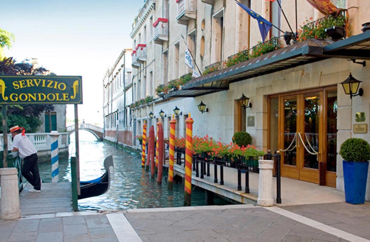 Luna Baglionin hotelli sijaitsee hyvällä paikalla Venetsiassa.