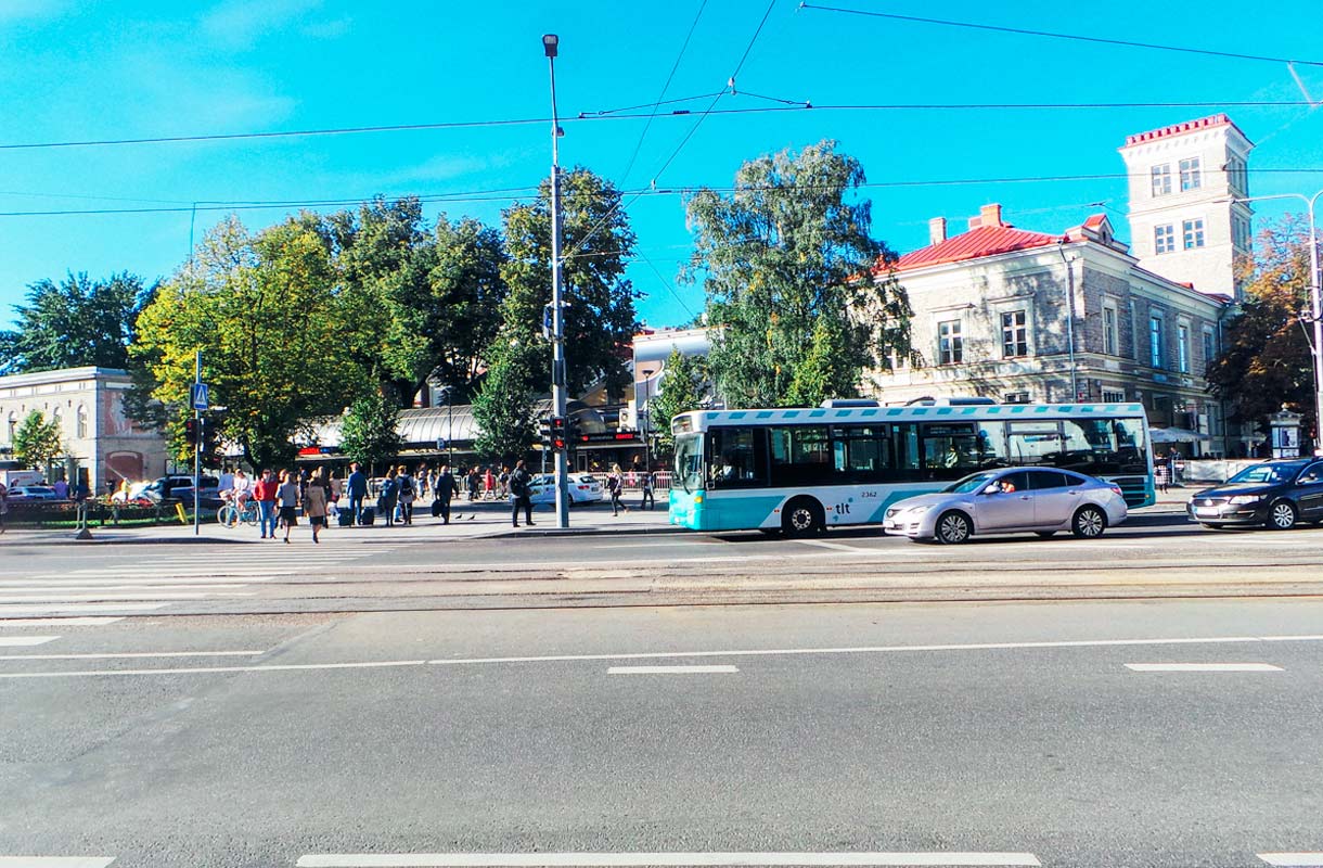 Julkista liikennettä Tallinnassa