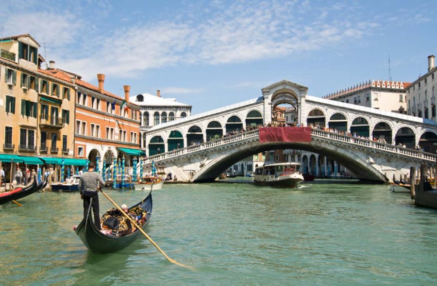 Venetsia haluaa rajoittaa turistien määrää