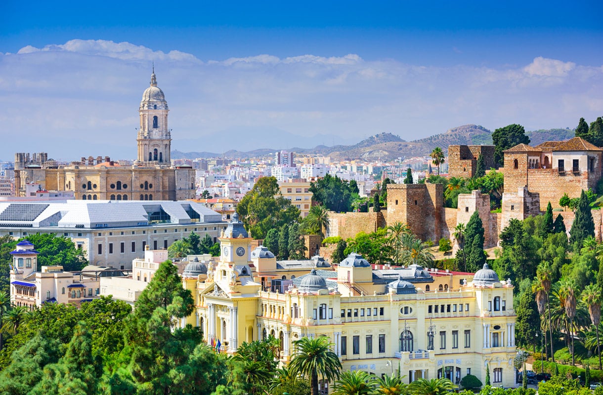 Malaga yhdistää ranta- ja kaupunkiloman