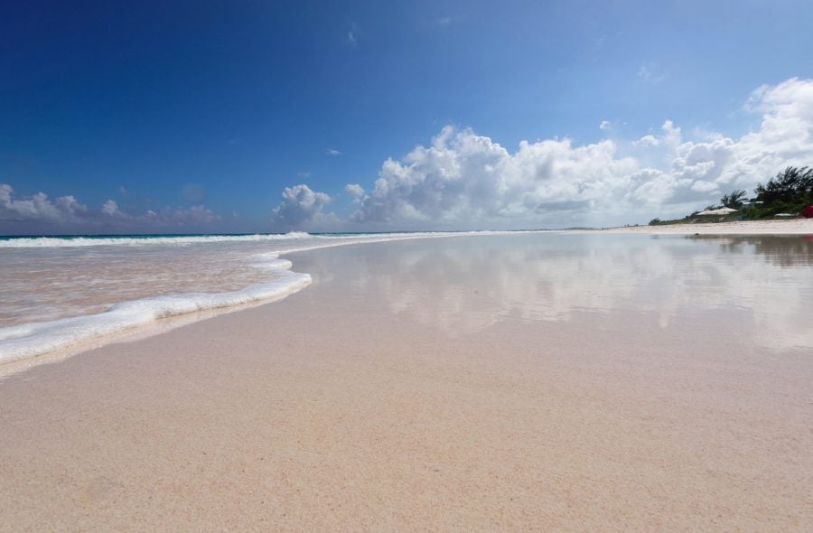 Bahaman vaaleanpunainen hiekkaranta
