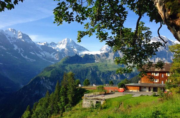 Autolomailijan Sveitsi – ota kaikki irti Euroopan hienoimmista vuoristoteistä