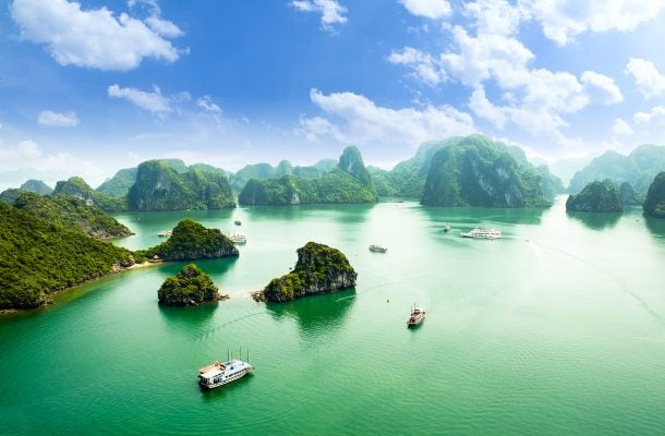 Yli tuhat merestä nousevaa kivistä saarta – tämä kohde on nähtävä Vietnamissa