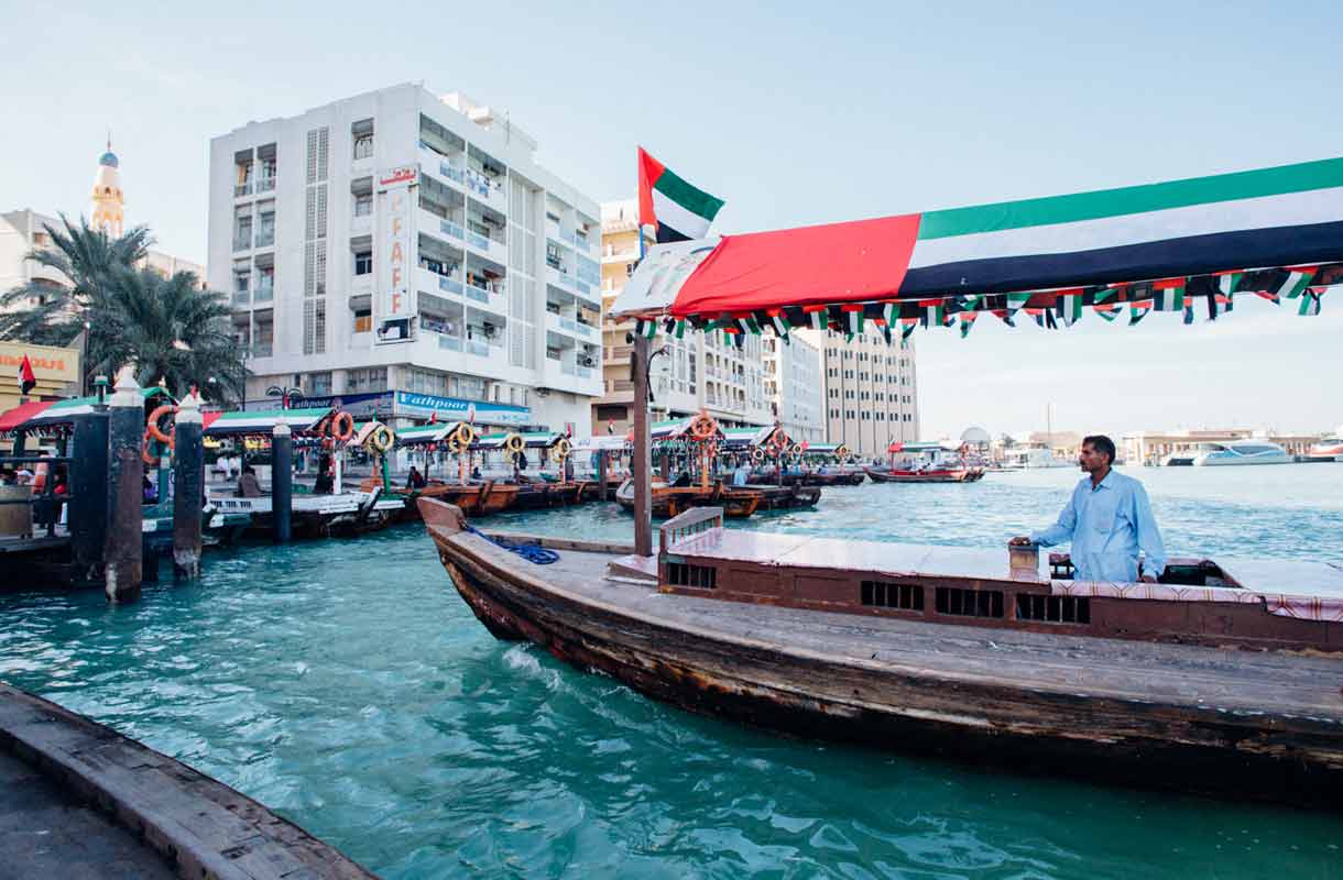 Dubain Deirassa on edullisia majapaikkoja
