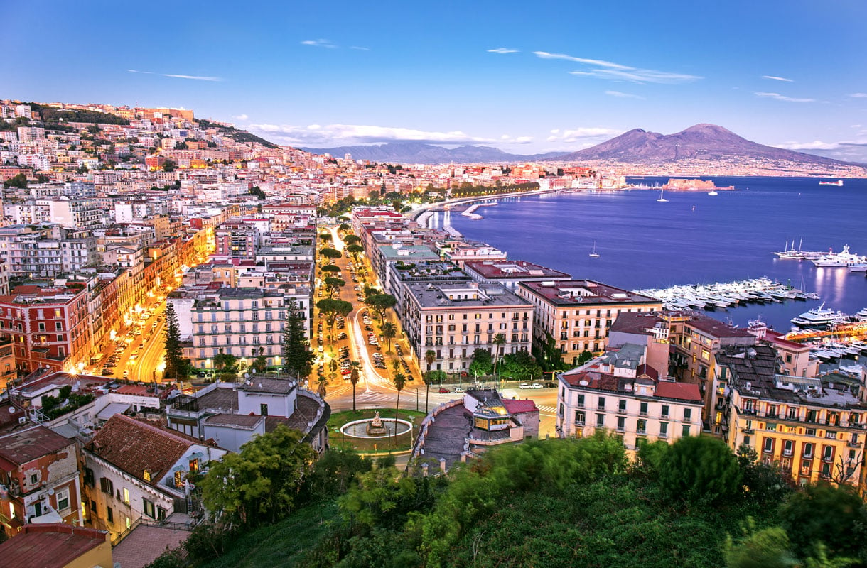Napoli Νάπολη, η αυθεντική πόλη της Ιταλίας Newsbeast Official