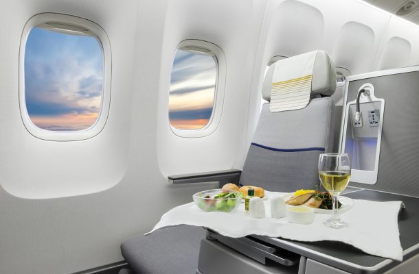 Nauti laatuviineistä myös lennolla – lentoyhtiöt, joilla on kaikkein laadukkain viinivalikoima