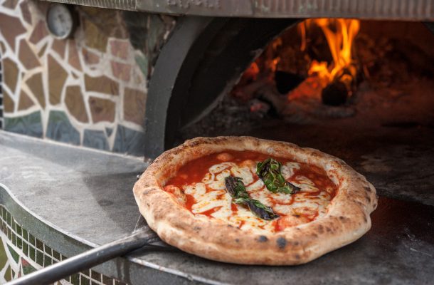 Herkuttele Napolissa – kahdeksan ravintolavinkkiä pizzan kotikaupunkiin