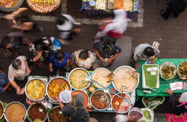 Joko tunnet Thaimaan ravintolaetiketin? 8 asiaa, jotka on hyvä tietää