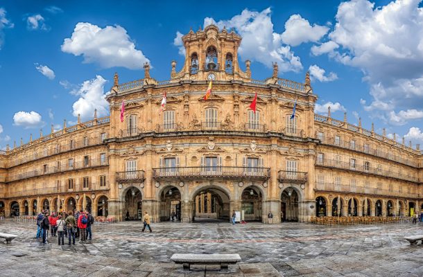 Joko tunnet kaikkein espanjalaisimman kaupungin Espanjassa? 5 vinkkiä Salamancaan