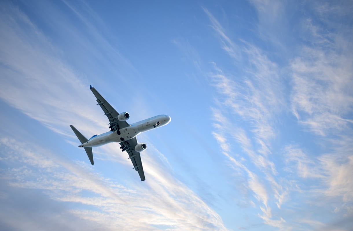 Mietityttääkö lentopäästöjen kompensoinnin hyödyllisyys tai luotettavuus? Lue nämä faktat aiheesta