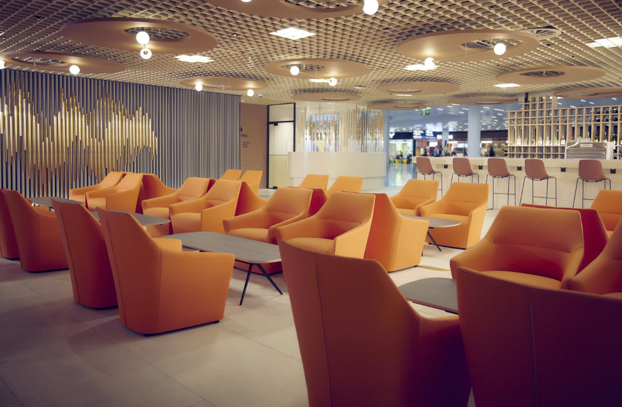 Uusi lounge Helsinki-Vantaalle – Plaza Premium Group avasi loungen lentokentän tuloaulaan