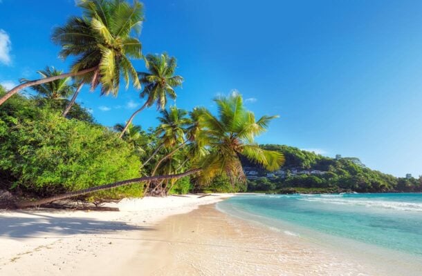 Seychellien rantamaisema muistuttaa paratiisia