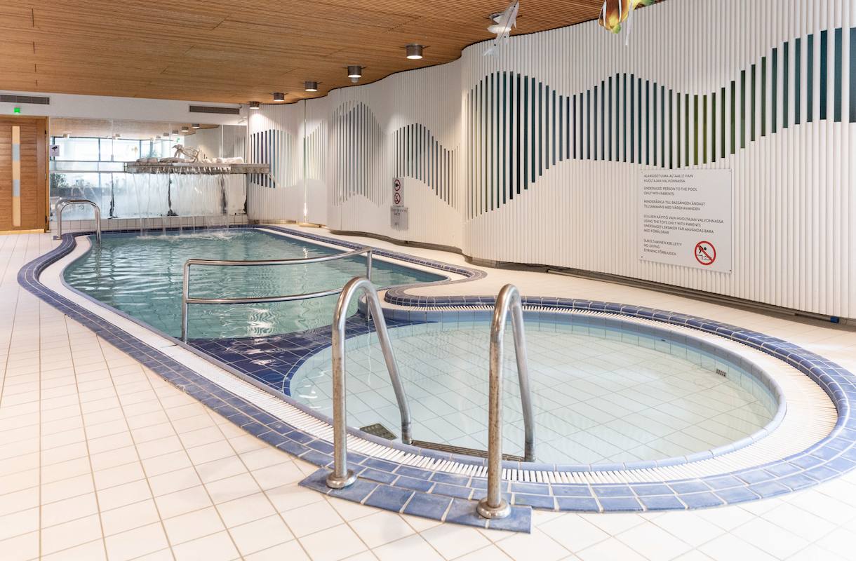Valtionhotel's swimming pool