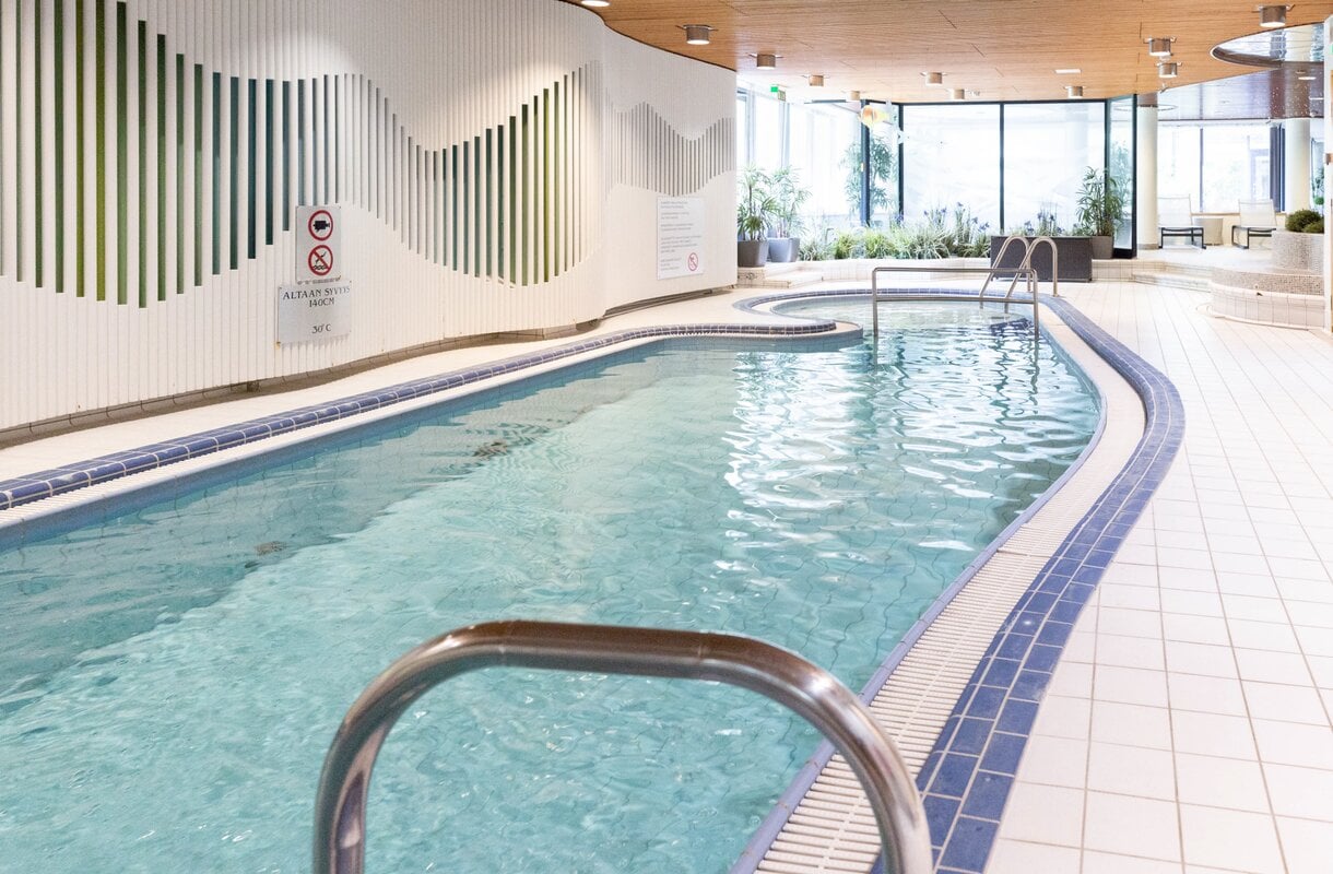 Valtionhotel's swimming pool