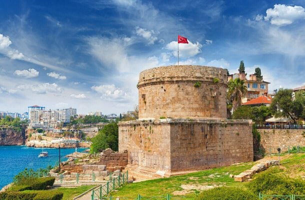 Antalyan historialliset nähtävyydet